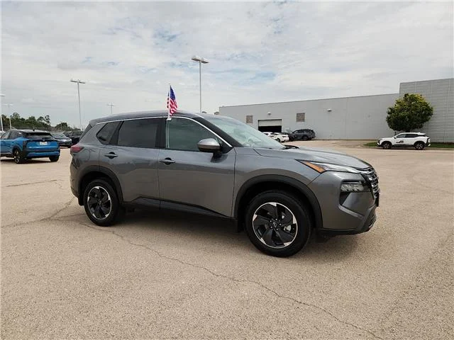 Used 2026 Gun Metallic Nissan SV Front-Wheel Drive image 5