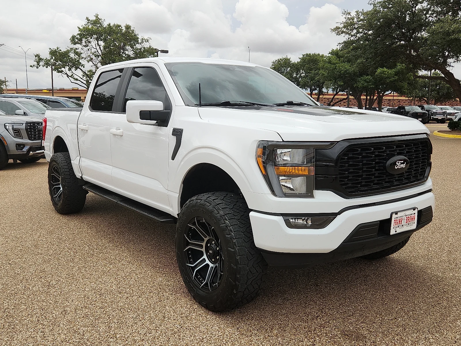 Used 2023 Oxford White Ford XL image 6