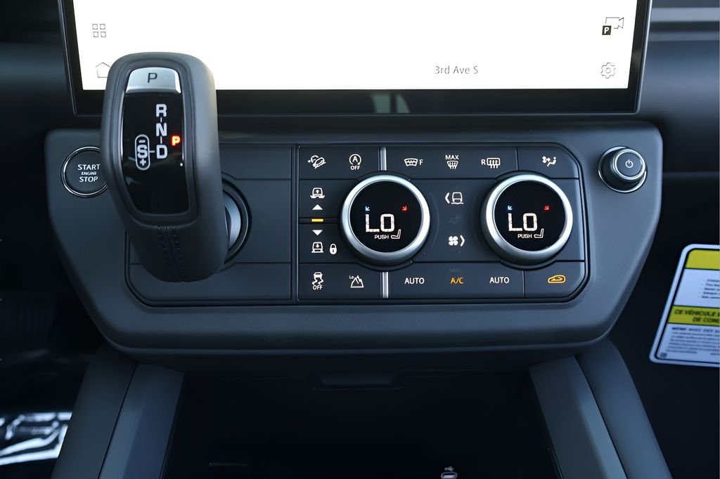 New 2026 Borasco Grey Land Rover X-Dynamic SE image 25