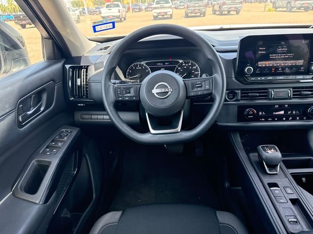 Used 2025 White Nissan S image 15