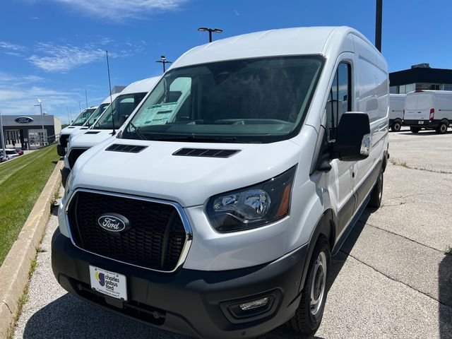 New 2026 Oxford White Ford Cargo Van image 3