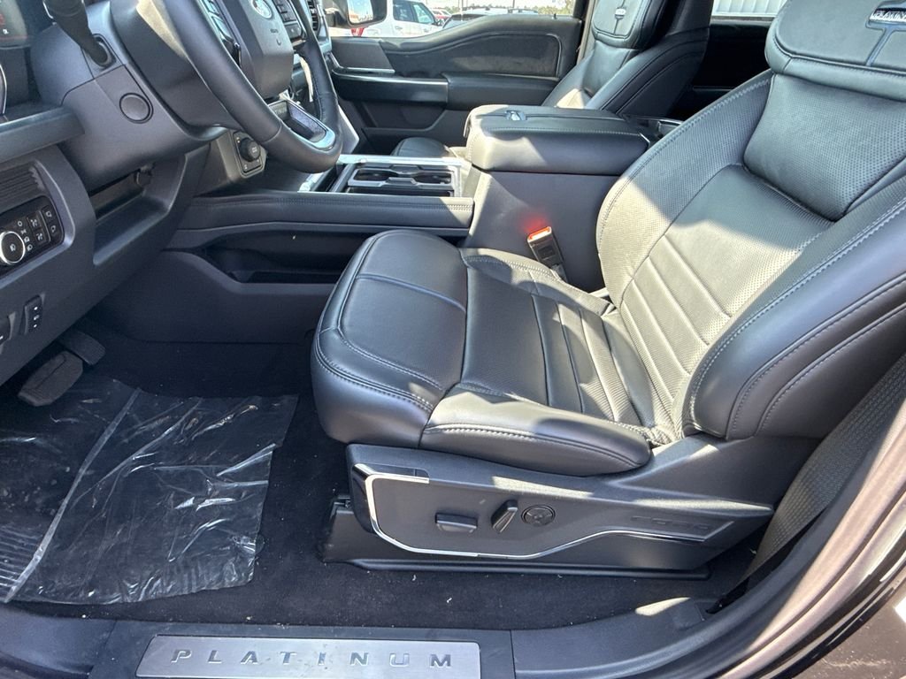 2025 Ford F-250 Super Duty Platinum - Photo 9
