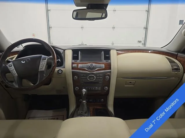 Used 2017 White INFINITI Base image 16