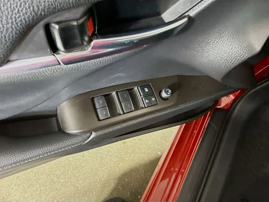 Certified Used 2021 Supersonic Red/Midnight Black Metallic Toyota Hybrid XSE image 17