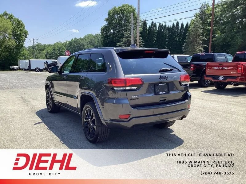 Used 2021 Gray Jeep Laredo X 4x4 image 5