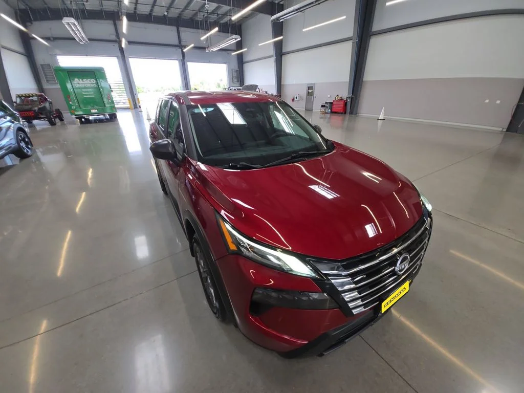 Used 2024 Red Nissan S image 30