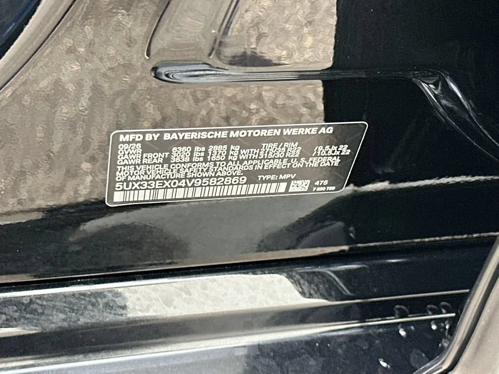 New 2027 Black Sapphire Metallic BMW xDrive40i image 28