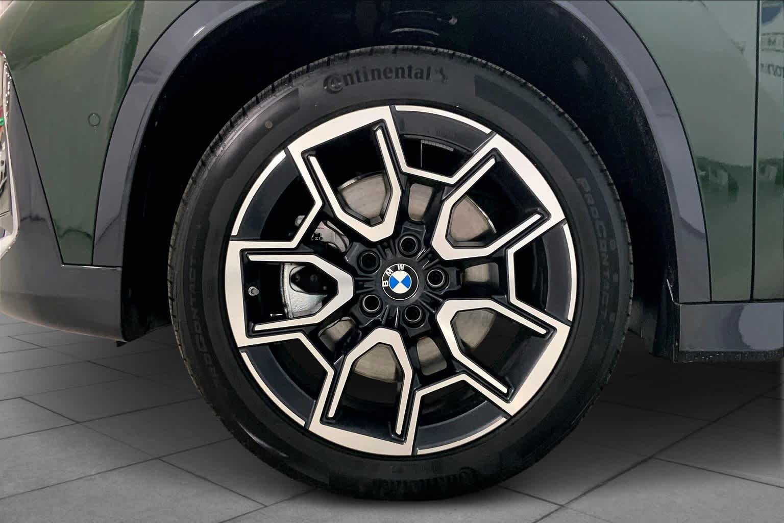 Used 2024 San Remo Green Metallic BMW xDrive28i image 11