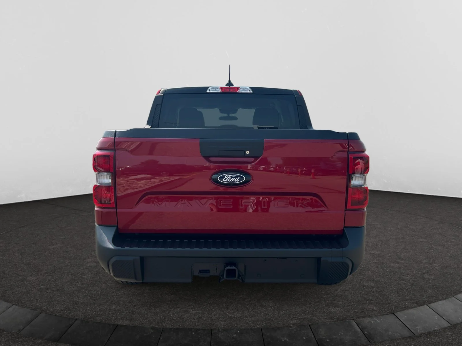 New 2026 Ruby Red Metallic Tinted Clearcoat Ford XLT image 4