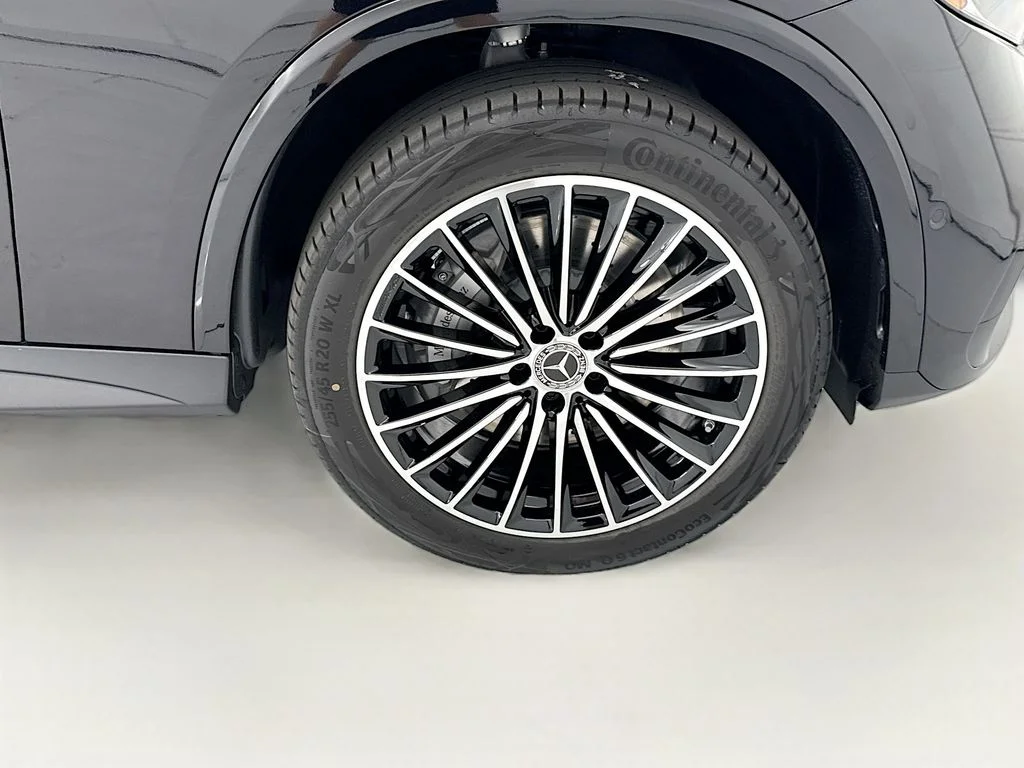 New 2026 Black Mercedes-Benz GLC 300 Coupe image 31