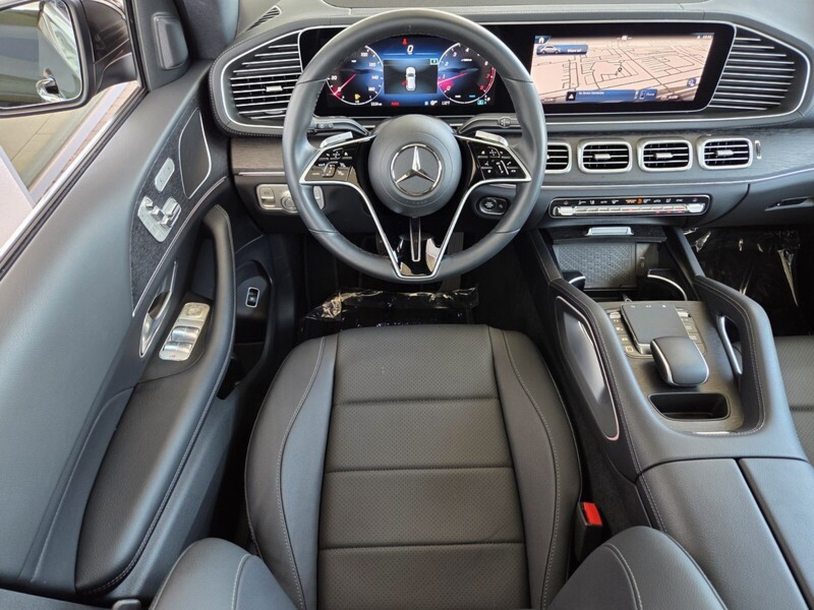 Certified Used 2026 Obsidian Black Metallic Mercedes-Benz GLE 350 image 16