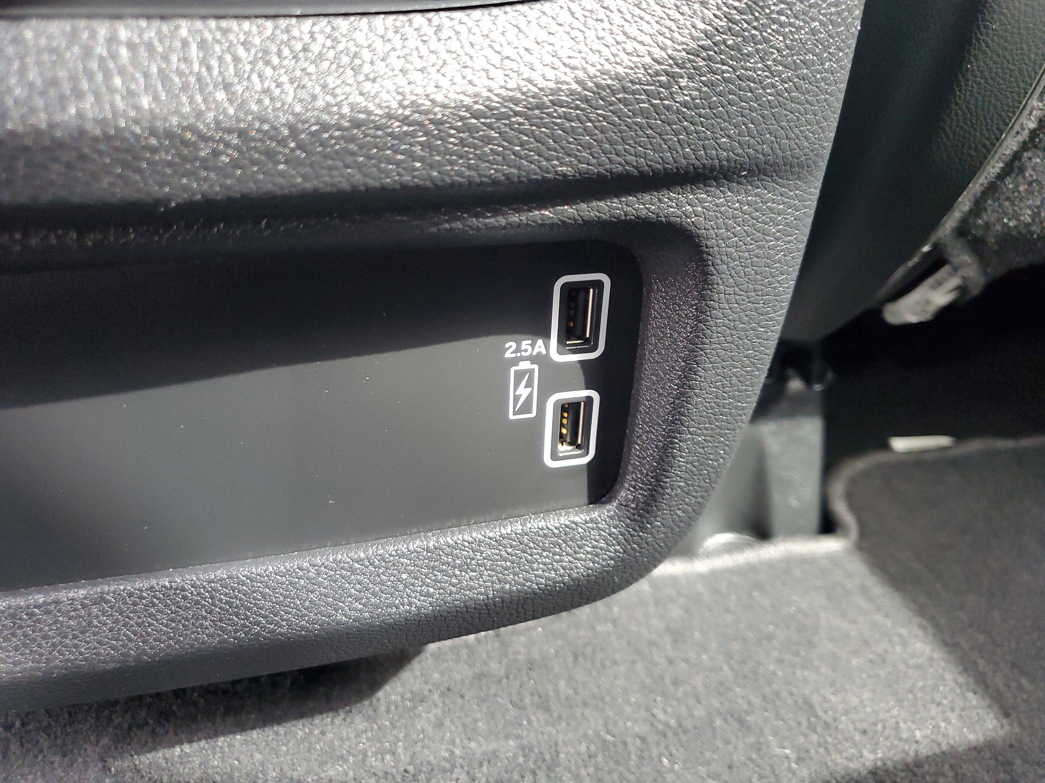 Used 2019 Crystal Black Pearl Honda Black Edition image 11