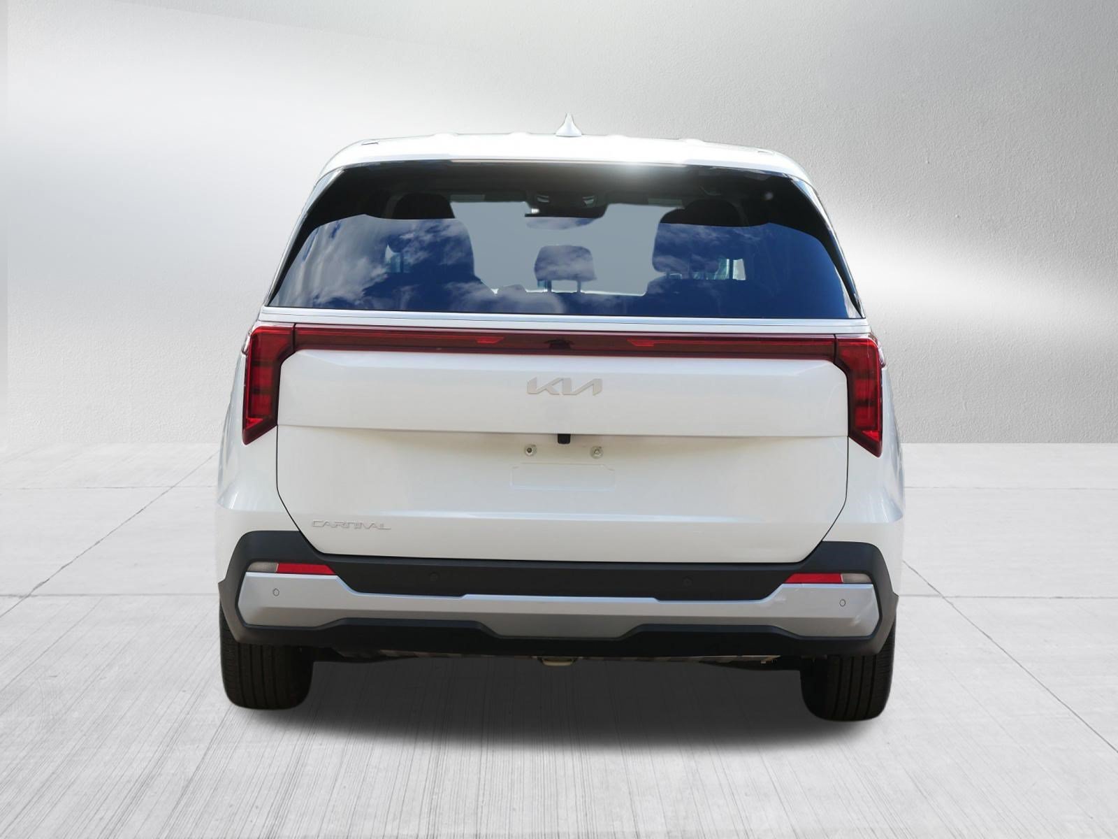 Certified Used 2026 Snow White Pearl Kia LXS image 6