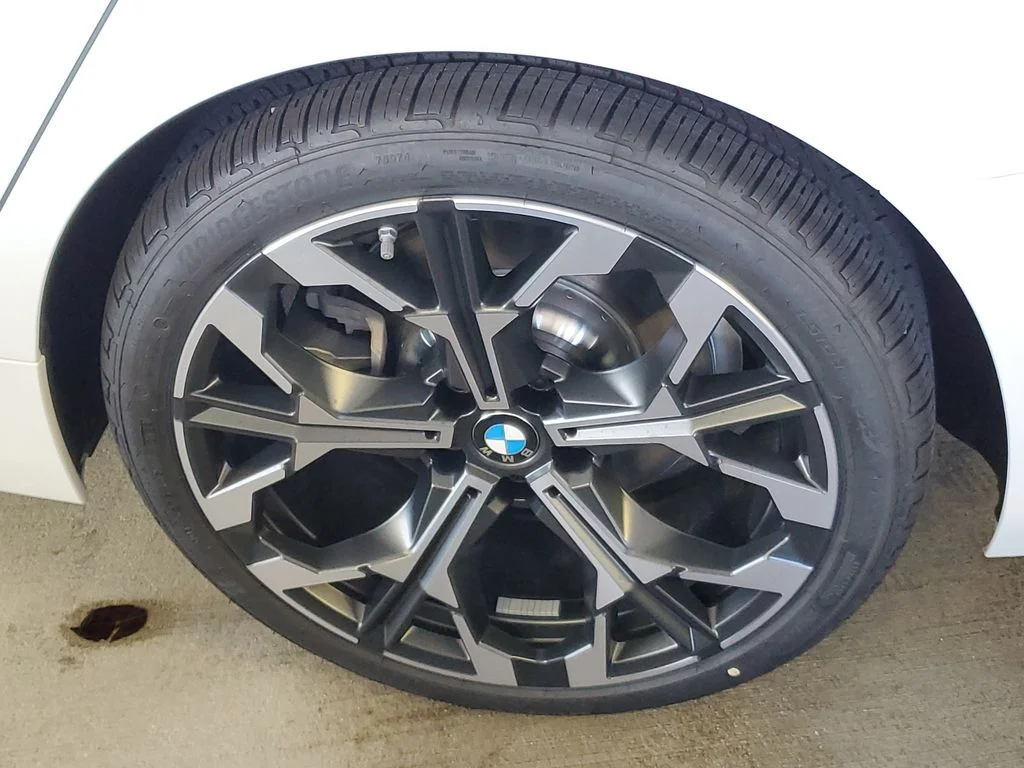 New 2026 Alpine White BMW 330i image 5
