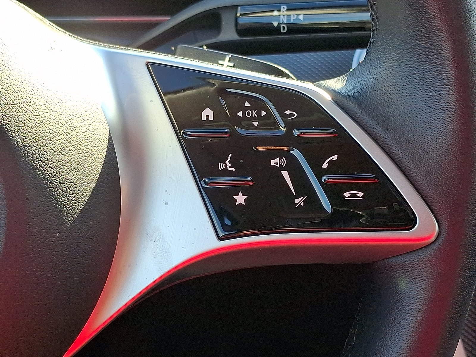 2025 Mercedes-Benz C-Class Sedan C 300 - Photo 22