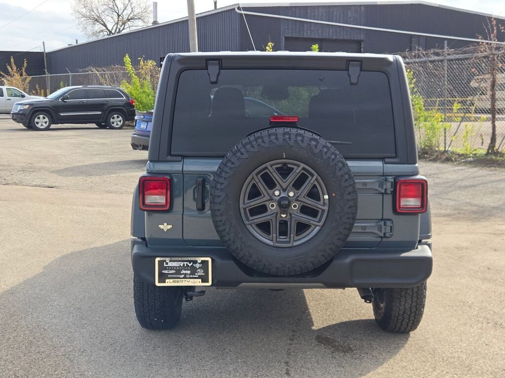 New 2026 Anvil Clear-Coat Exterior Paint Jeep Sport S image 13