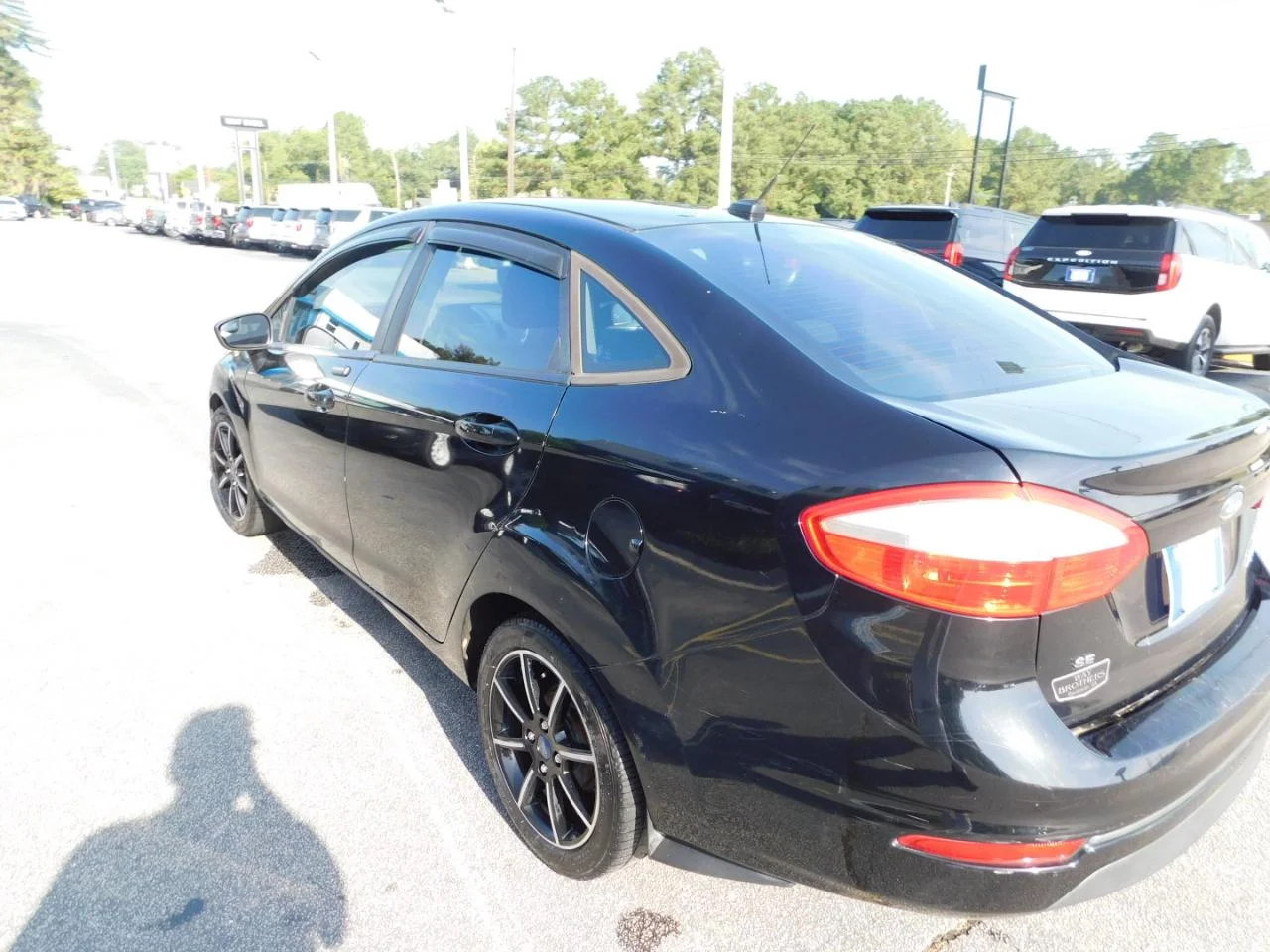 Used 2018 Black Ford SE SEDAN image 6