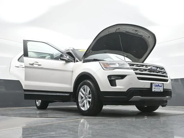 Used 2018 White Ford XLT image 32