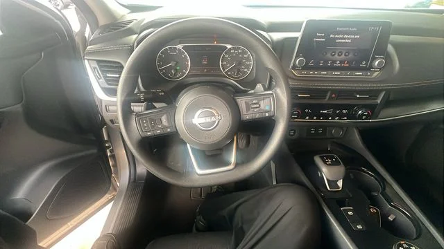 Used 2024 Silver Nissan SV image 16