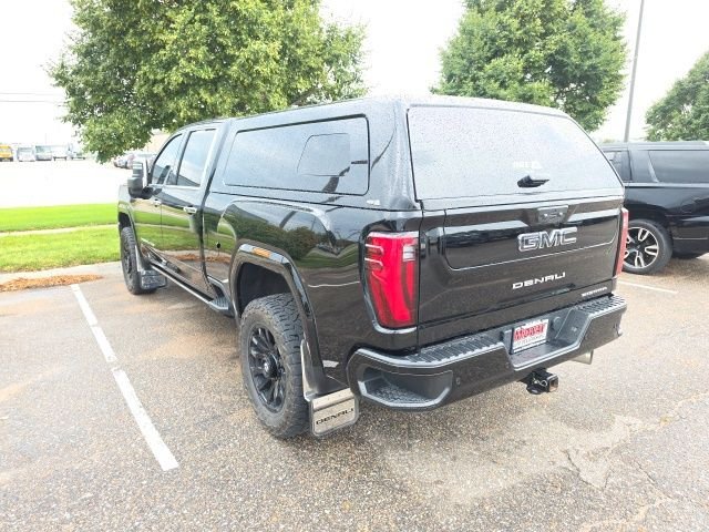 Used 2024 Black GMC Denali Ultimate image 4
