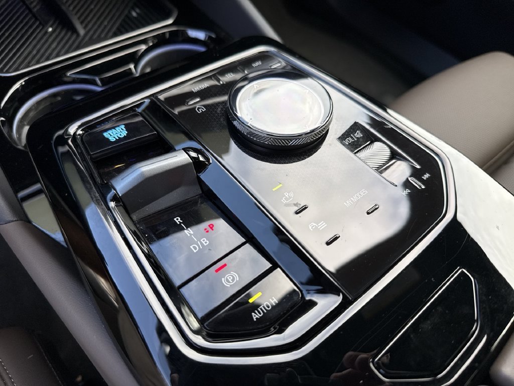 2026 BMW i5 40 - Photo 19