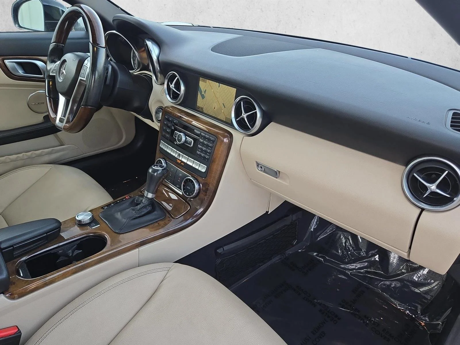 Used 2014 Black Mercedes-Benz SLK 250 image 20
