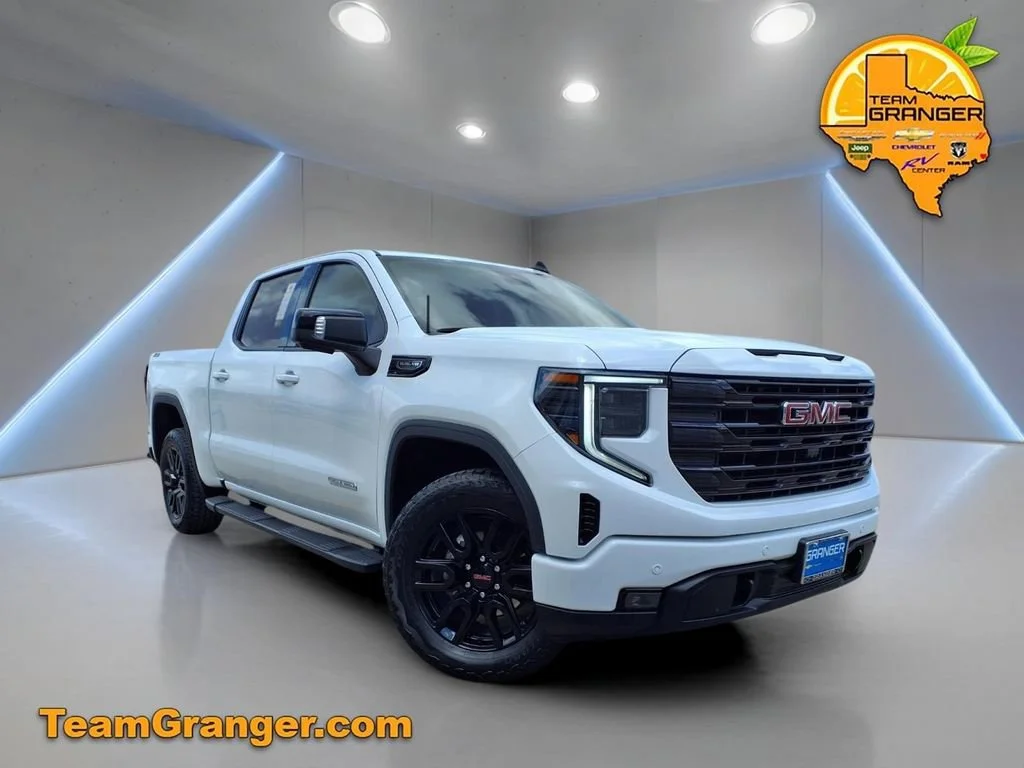 2025 GMC Sierra 4WD Crew Cab Short Box Elevation's photo