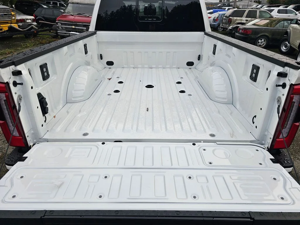 New 2026 Star White Metallic Tri-Coat Ford F-250® Platinum® image 13