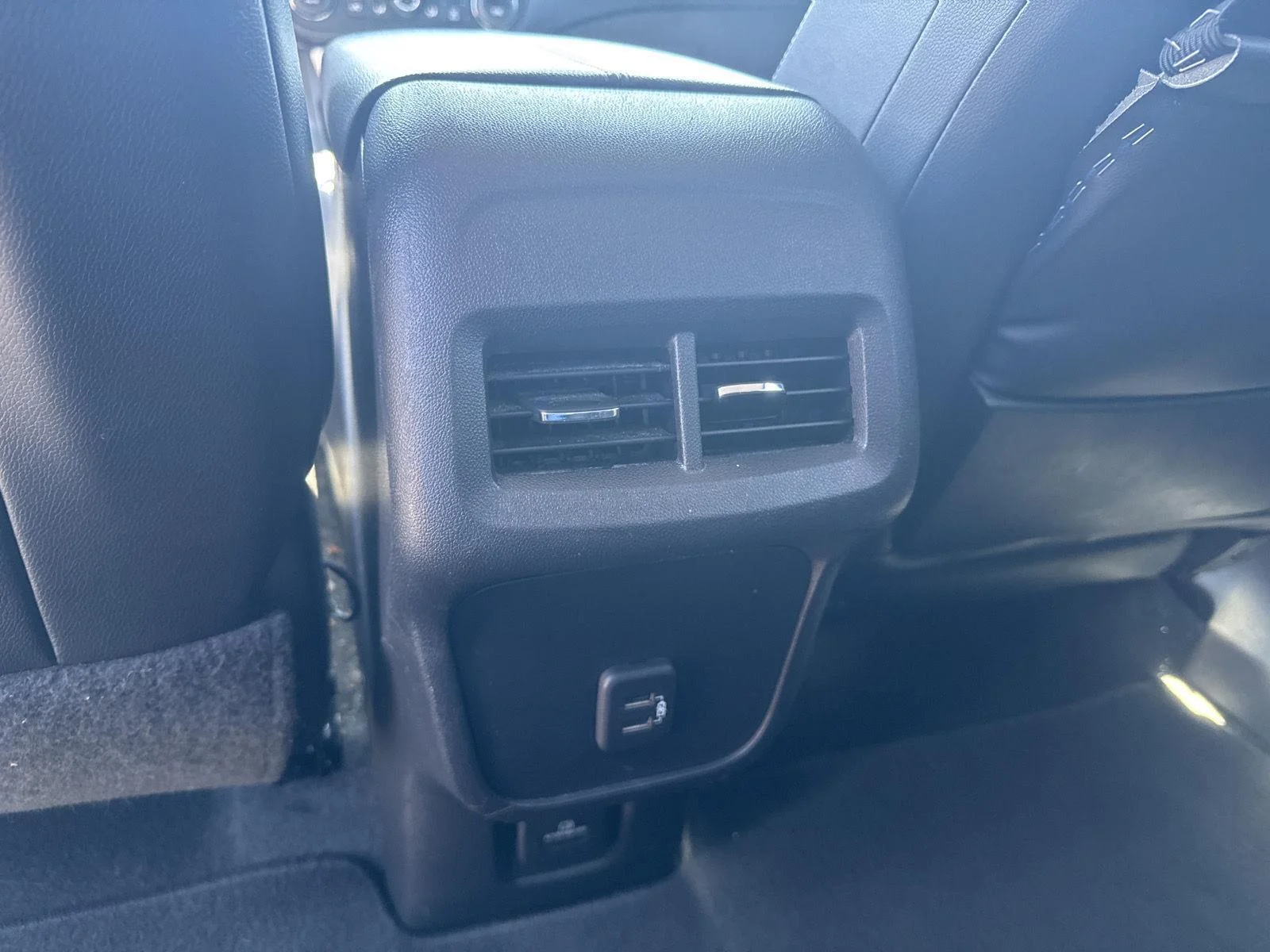 Used 2022 Summit White GMC SLT image 10
