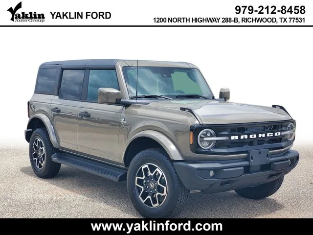 2026 Ford Bronco Outer Banks®