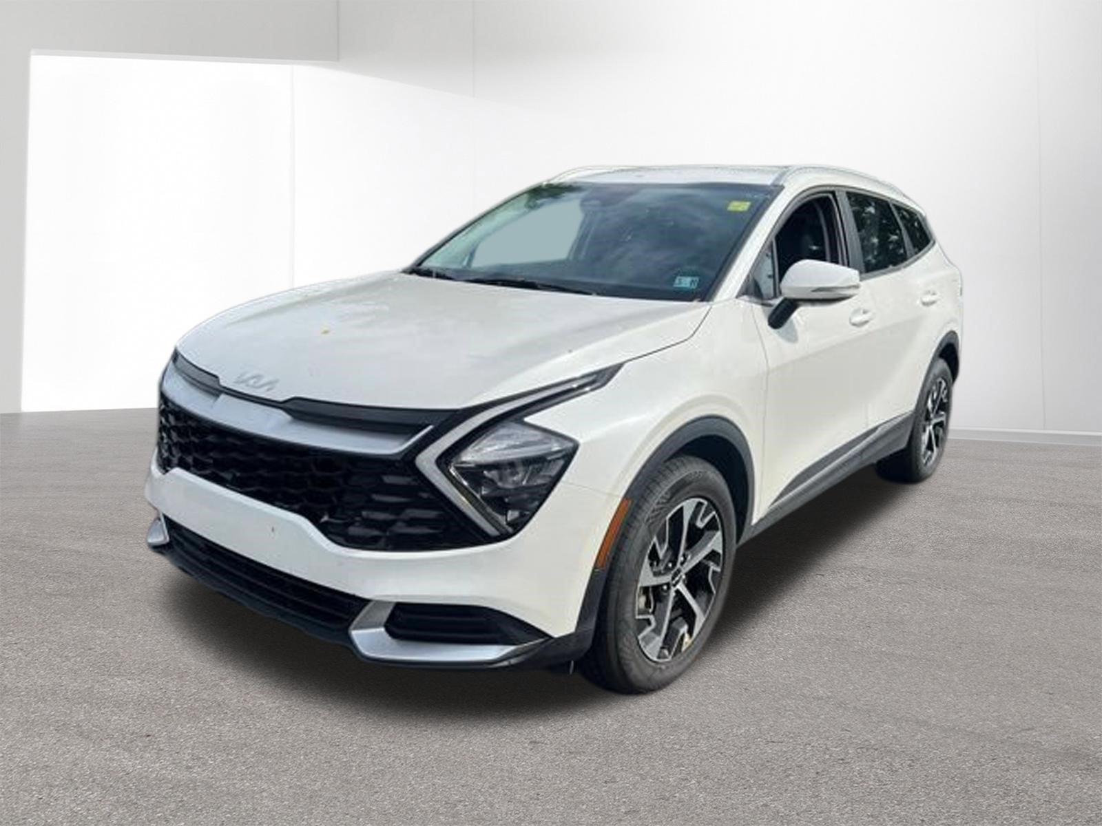 Certified Used 2023 Snow White Pearl Kia EX image 4