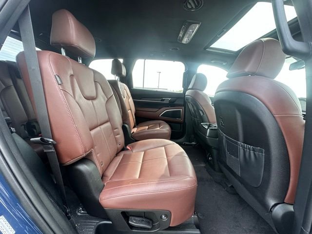 Used 2024 Black Kia EX image 30