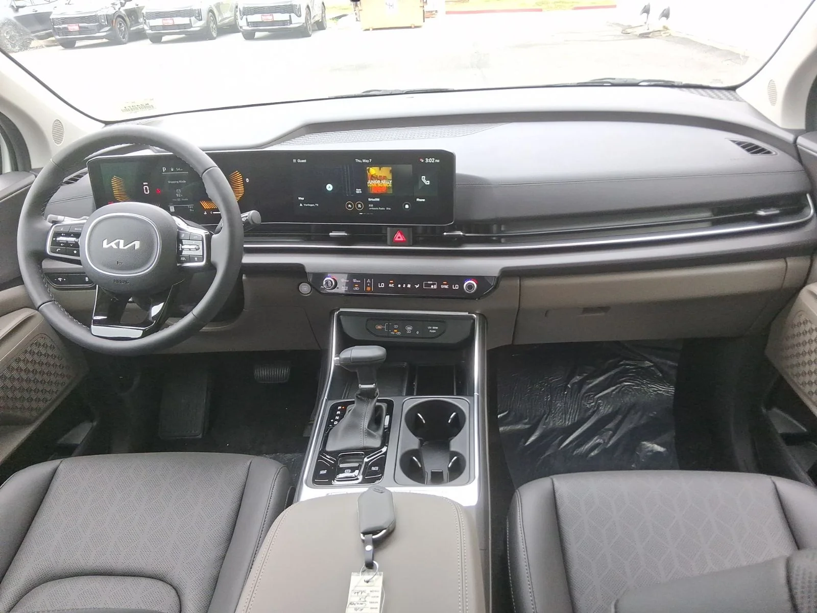 New 2026 White Kia EX image 10
