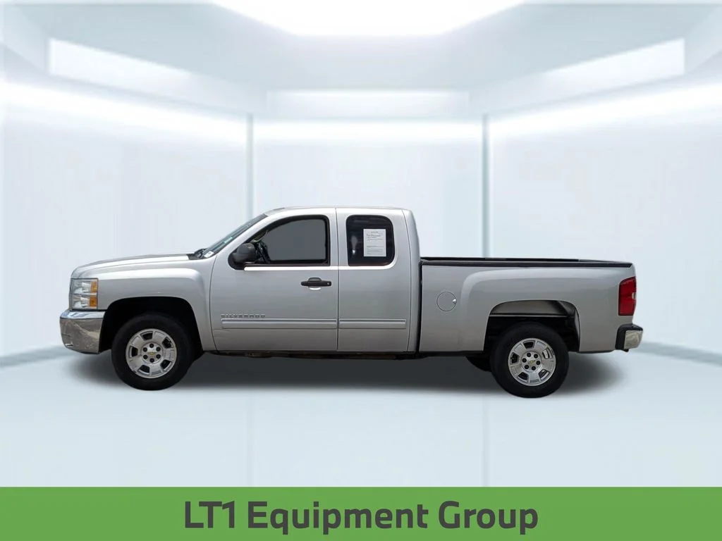 Used 2012 Silver Chevrolet LT image 2