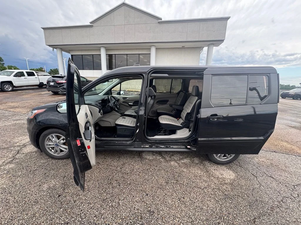 Used 2023 Black Metallic Ford Titanium image 4