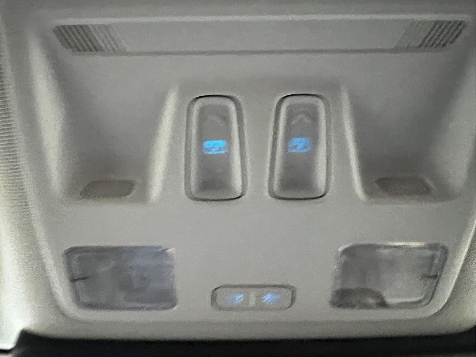 New 2026 Oxford White Ford Badlands® image 35