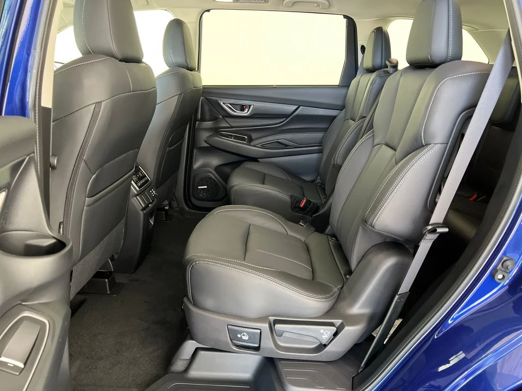 New 2026 SAPPHIRE BLUE PEARL Subaru Limited 7-Passenger image 27