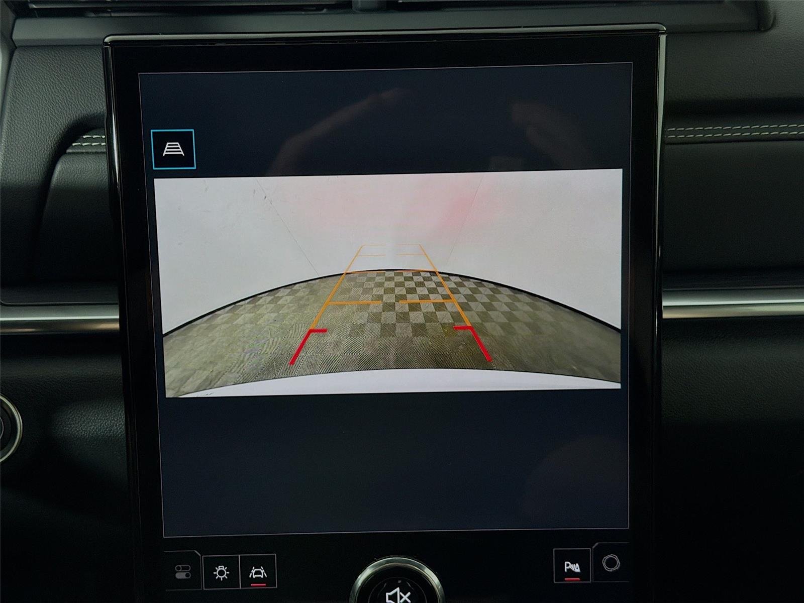 New 2026 Summit White GMC Elevation image 21