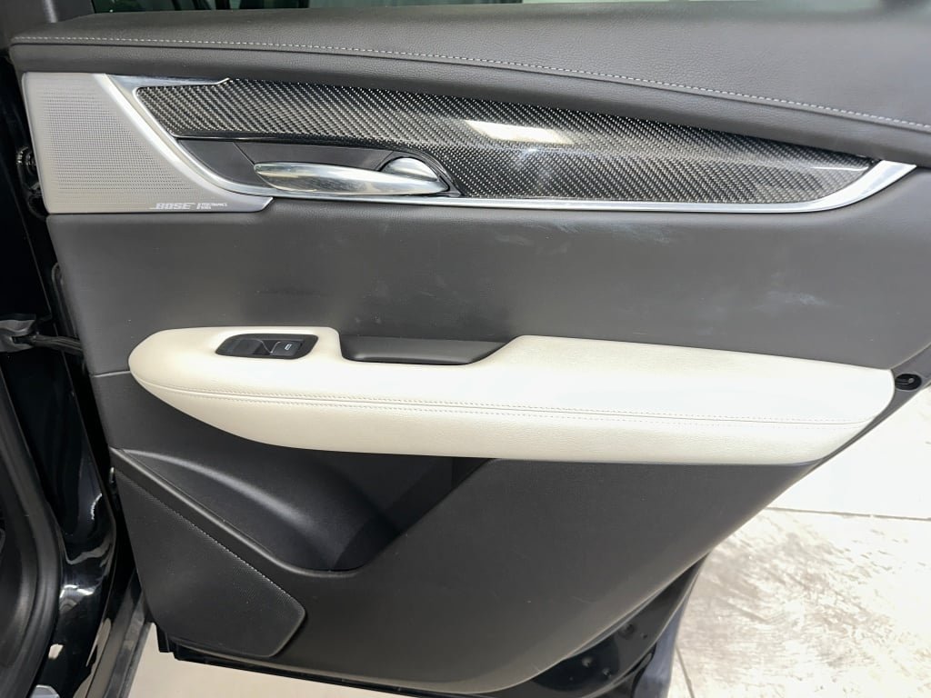 2024 Cadillac XT6 Sport - Photo 34