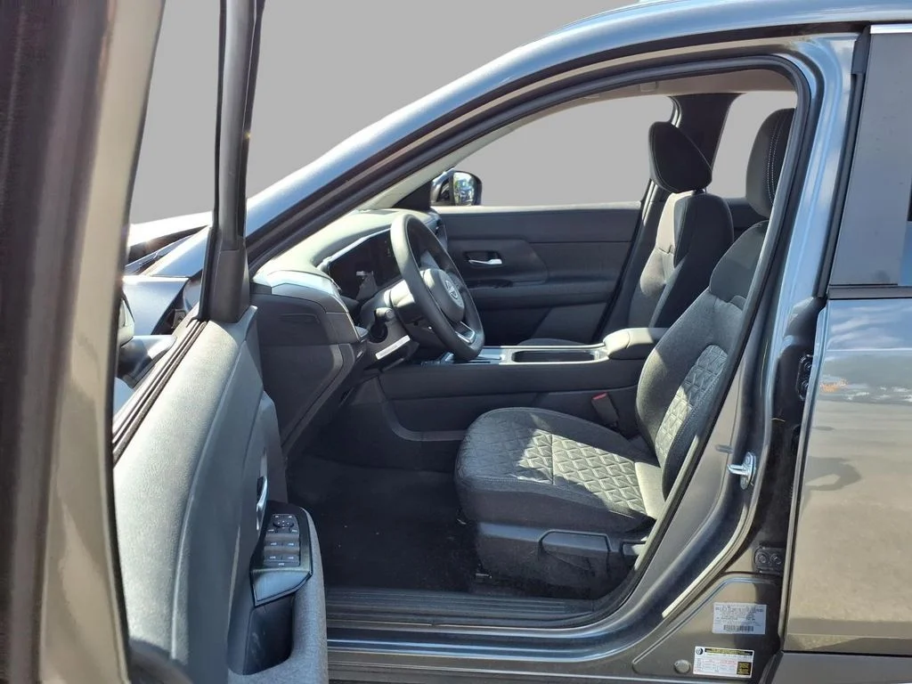 New 2027 Gray Nissan SV image 19