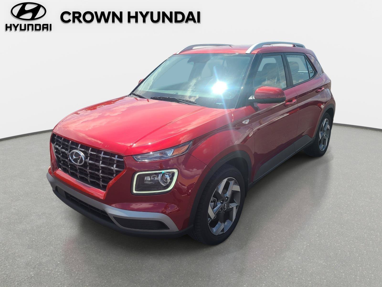 Used 2025 Ultimate Red Hyundai Limited image 1