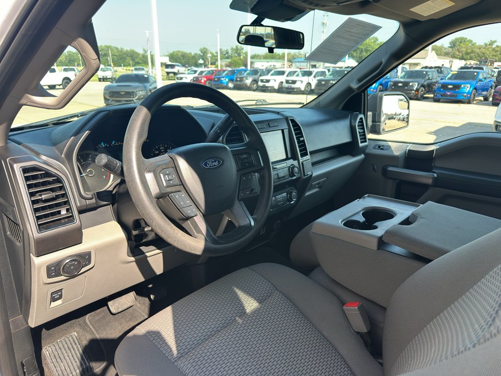 Used 2019 Oxford White Ford XLT image 2
