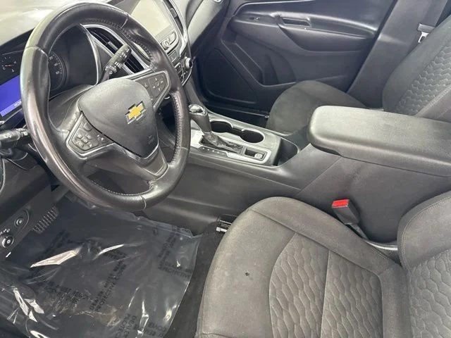 Used 2021 Silver Chevrolet LT image 20