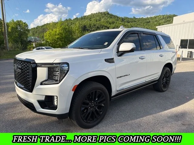 2021 GMC Yukon 4WD Denali's photo