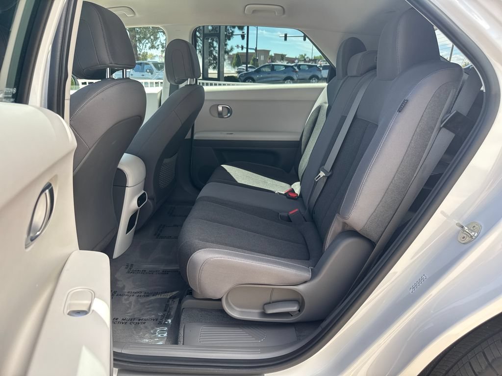 Used 2024 Atlas White Hyundai SE image 23