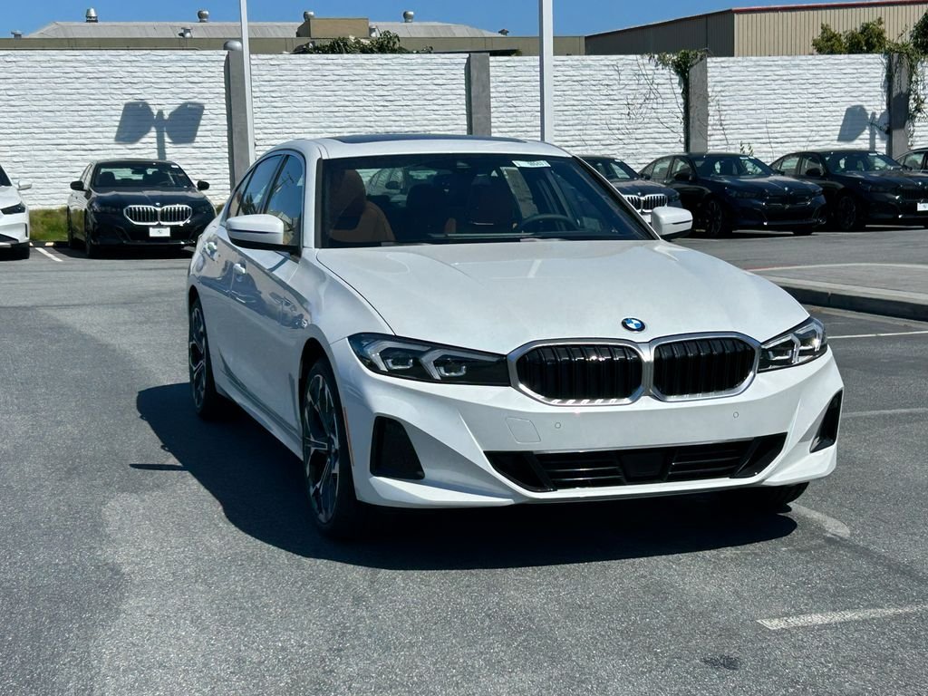 New 2026 Mineral White Metallic BMW 330i xDrive image 7