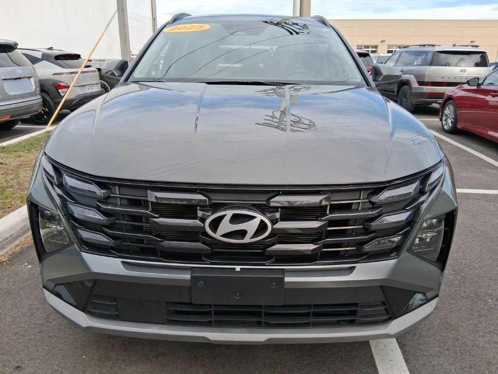 Used 2025 Gray Hyundai SEL image 8