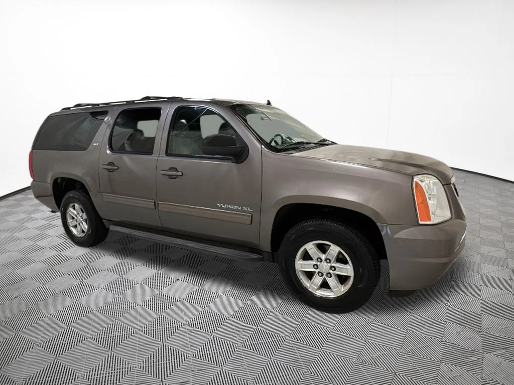 Used 2013 Gray GMC SLT 1500 image 5