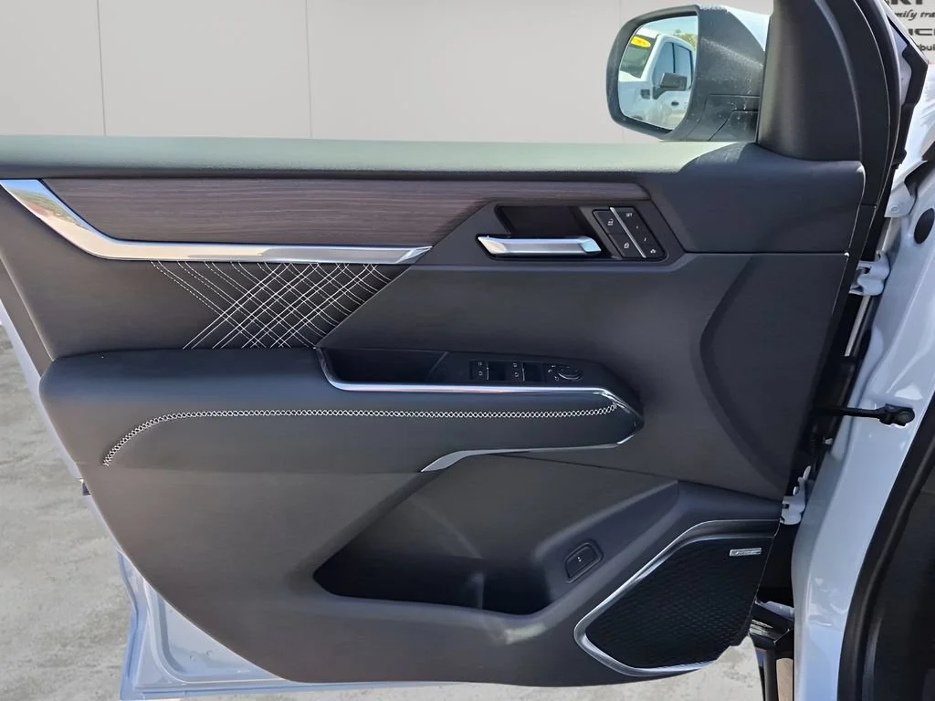 New 2026 Glacier White Tricoat GMC Denali image 27