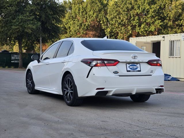 Used 2021 White Toyota SE image 6